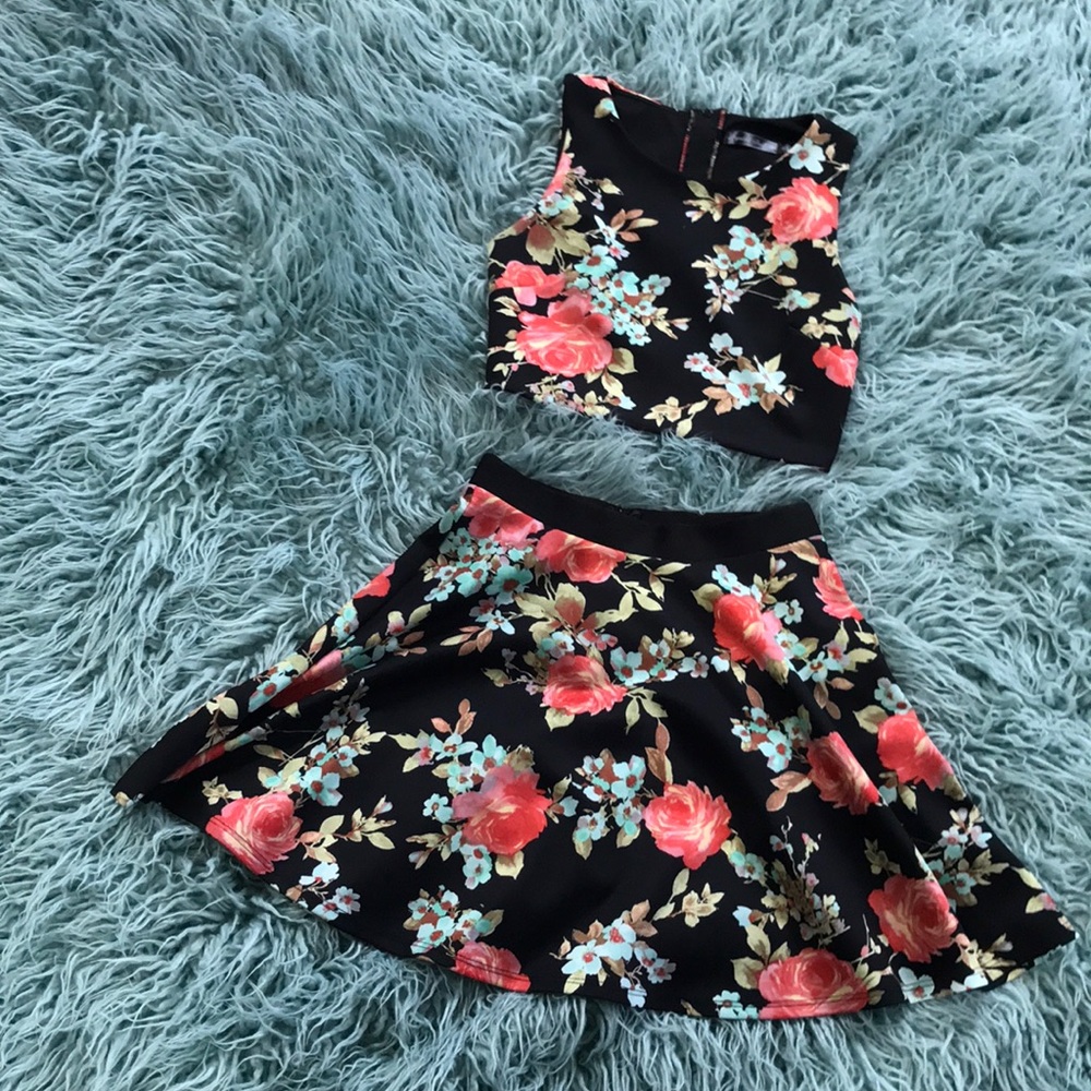 2 piece floral set